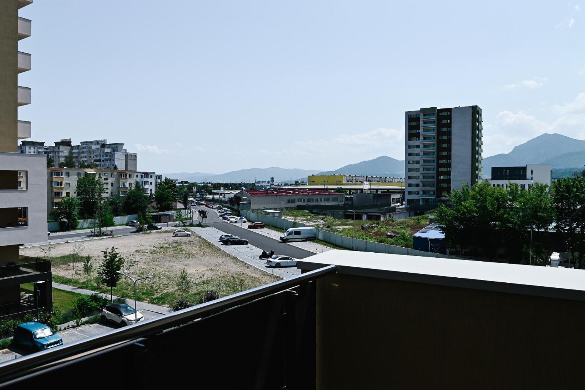 Urban Plaza - * Braşov